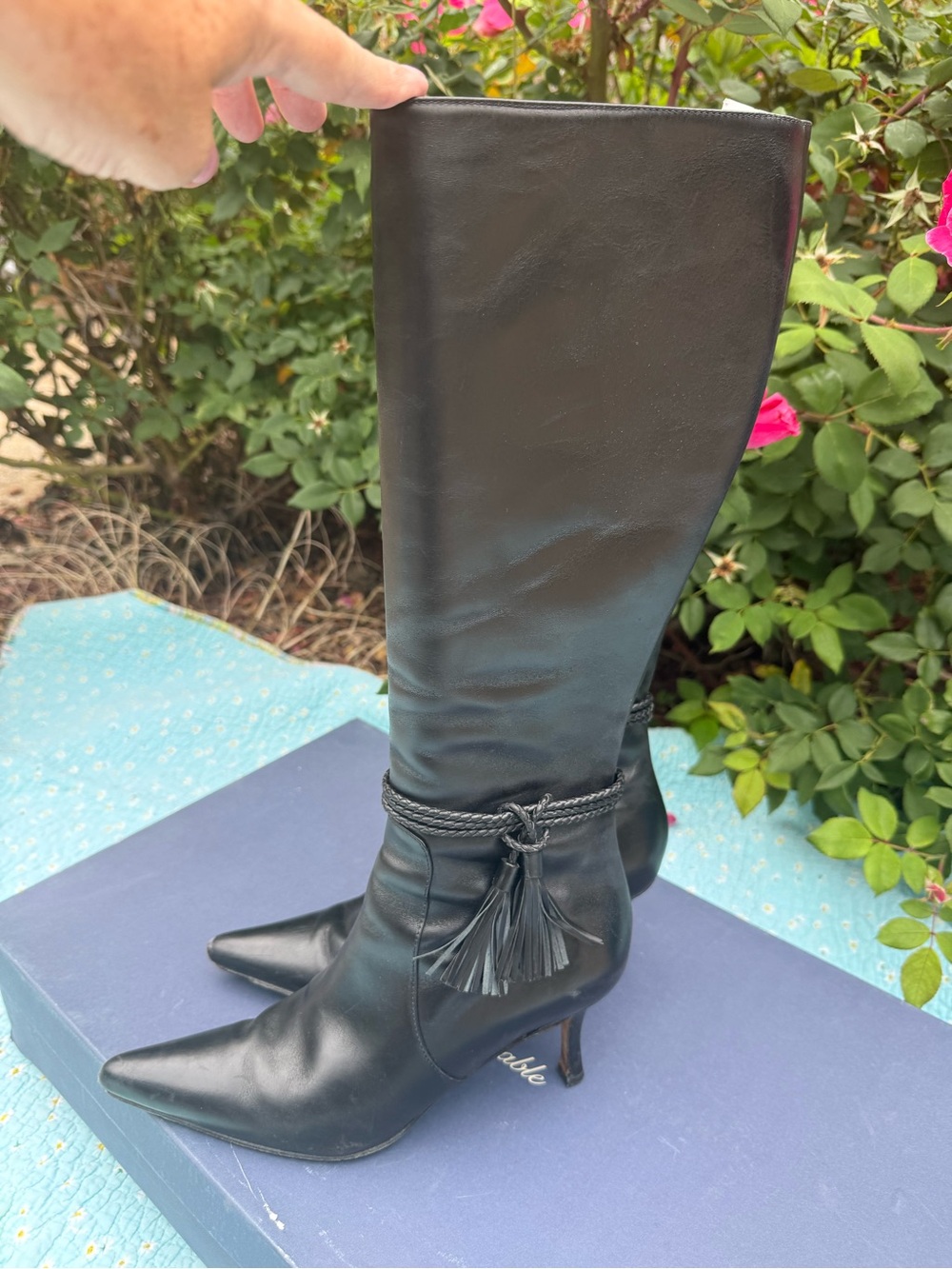 Faconnable Black Leather Knee-High Pointed-Toe Tassel Boots - Picture 5 of 16